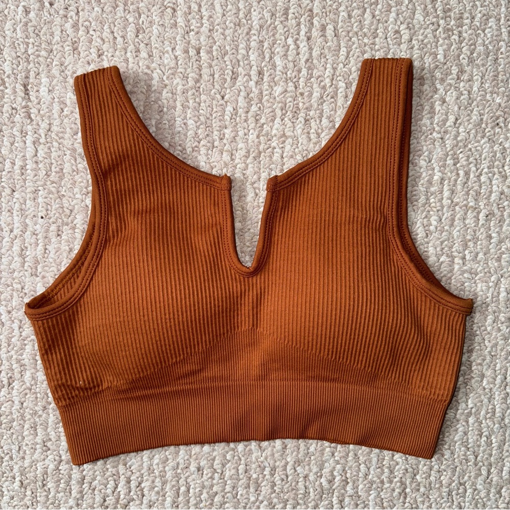 Rust orange two piece workout set - Picture 2 of 7